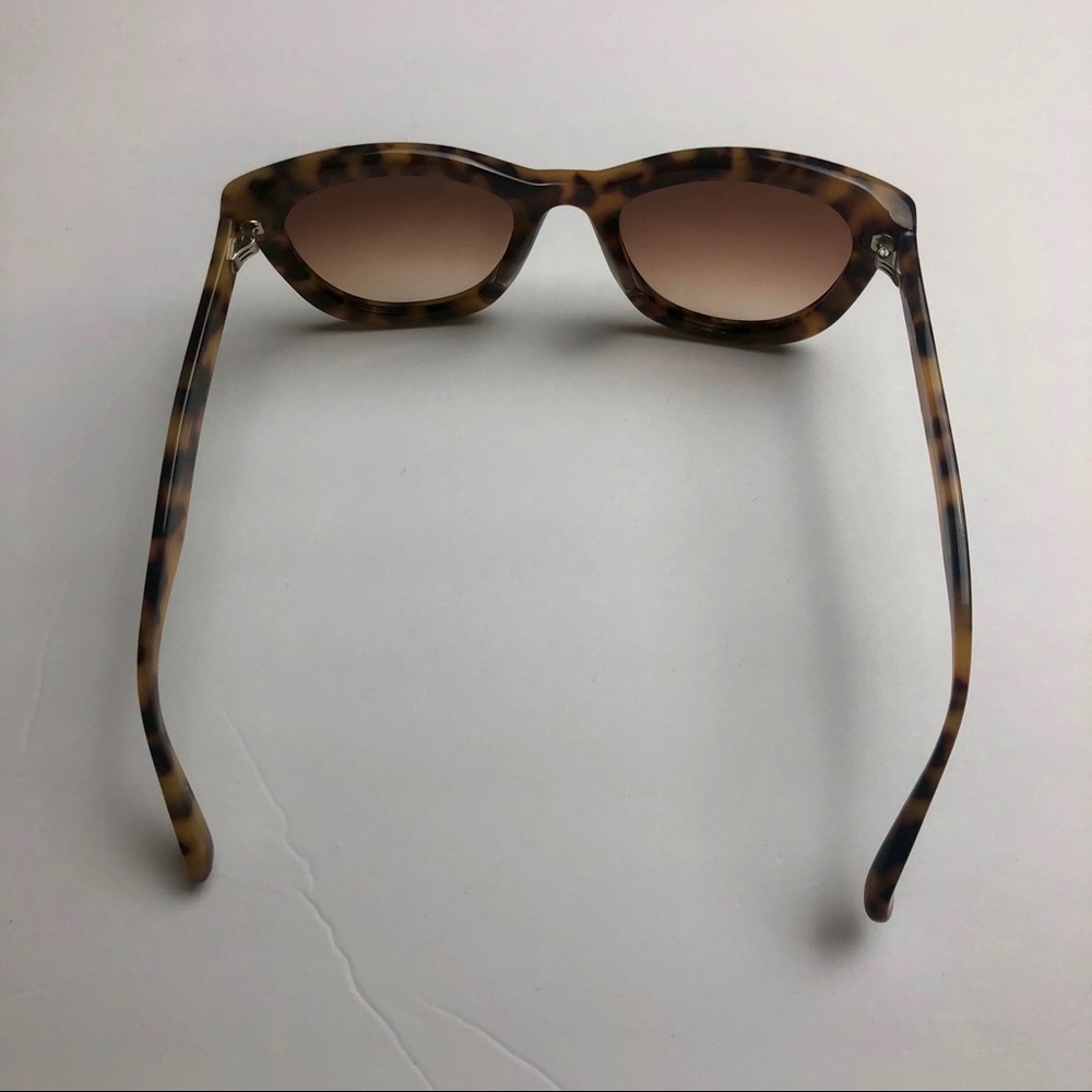 Tortoise Shell Sunglasses - Picture 4 of 6